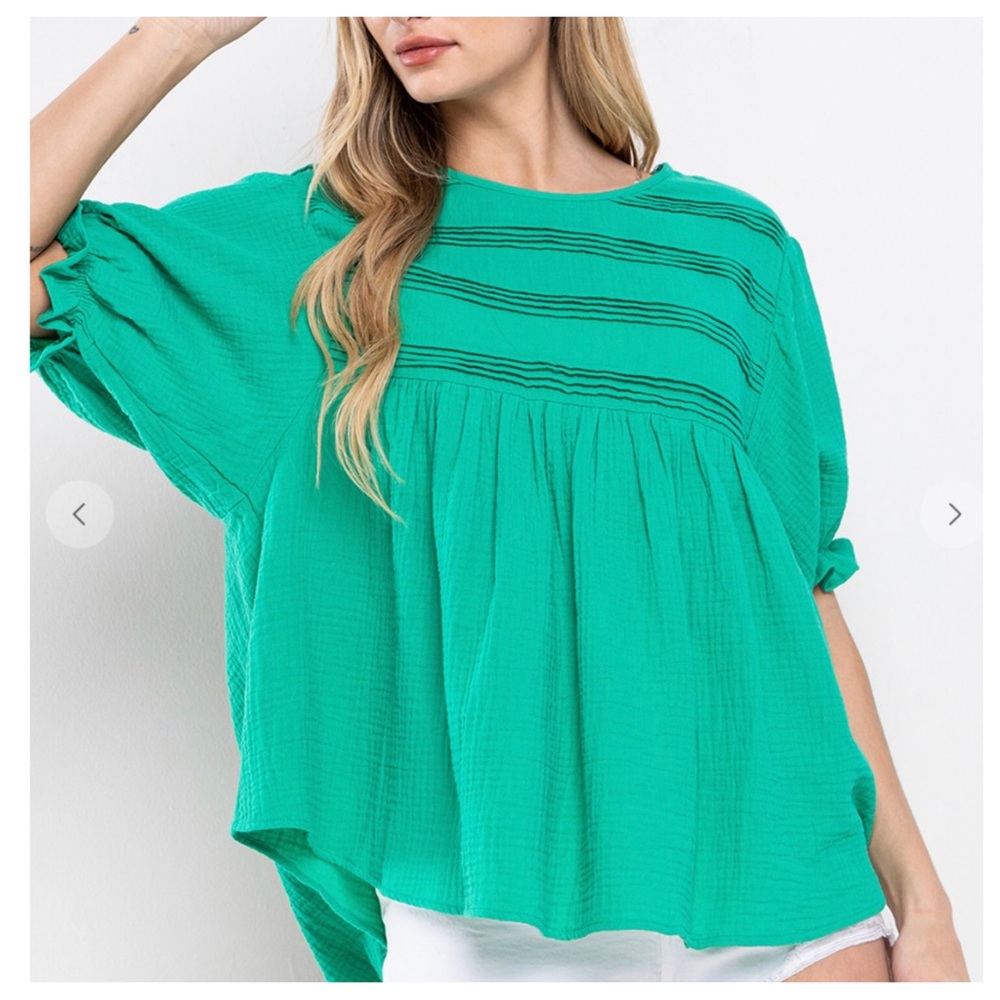 ShopEvelynne Green Blouse